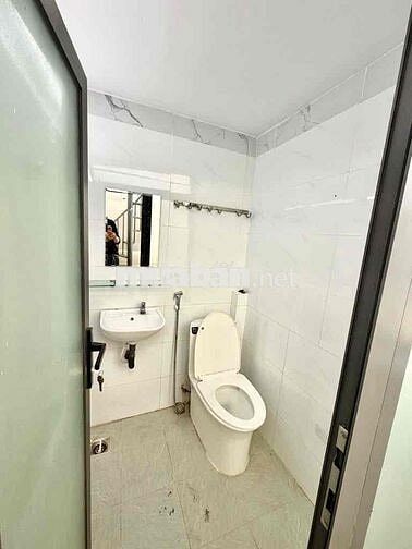 Chỉ 5Tỷ450 Nhà xây 4 Tầng Mặt Tiền 2 chiều Nguyễn Xí