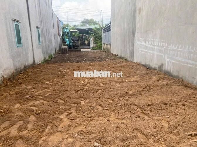 Bán gấp lô đất Lê Minh Nhật, Tân Thông Hội, 6x27, cn 162m, SHR