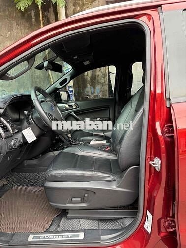 Ford Everest 2020 Titanium 2.0L AT 4x2 - 14 km