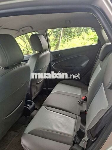 2012 1.6 AT Hatchback - 104000 km