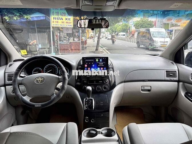 Toyota Sienna 2003 new model - 110000 km