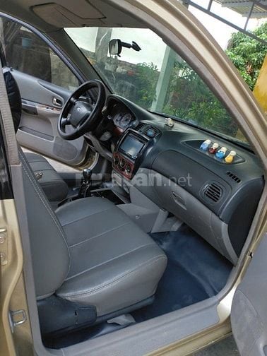 Ford - Laser Ghia 1.8MT -2003, dòng Sedan đầu tiên của Ford