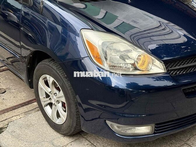 Toyota Sienna 2003 new model - 110000 km