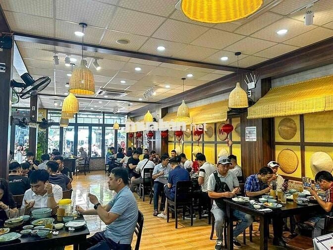 CHO THUÊ NHÀ NGUYÊN CĂN 2 TẦNG MT HÀ BỔNG ,DT:250m2 ,NGANH :10M