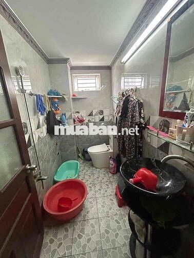 NHÀ CẤP4 HẺM Ô TÔ - 4x16 - SONG HÀNH, ĐHT GIÁ TỐT