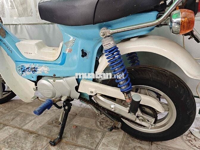 Xe cổ Honda Chaly 50cc đã độ lên 100