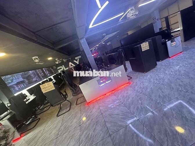 kẹt tiền ăn tết cho thuê mặt bằng đẹp