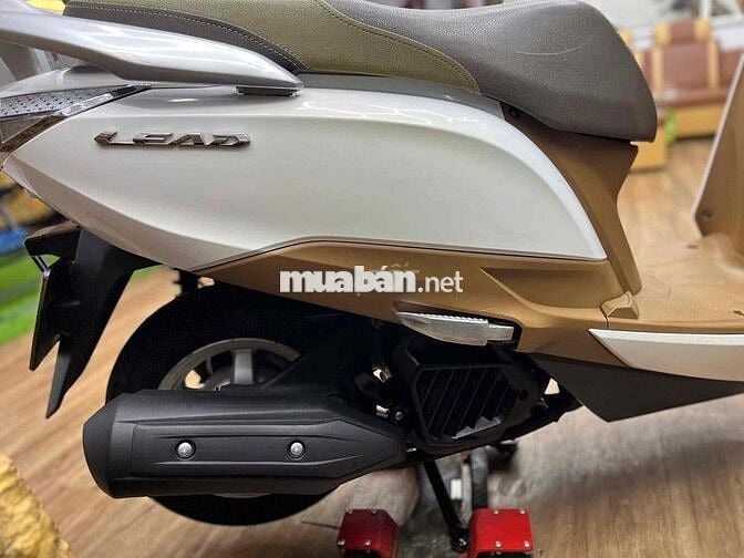 👉Lead 125Fi chính chủ bstp máy móc zin êm, khoẻ