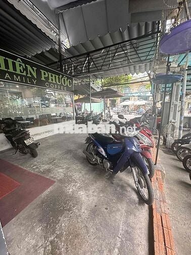 kẹt tiền ăn tết cho thuê mặt bằng đẹp