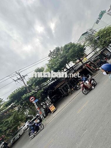 kẹt tiền ăn tết cho thuê mặt bằng đẹp