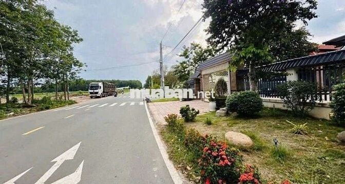 Vị trí đất mặt tiền đường dh01 cách chợ Minh Hưng 1km có 100m2 thổ cư