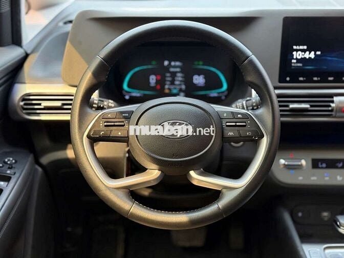 Hyundai Stagarzer 2022 Premium 1.5AT,màu đỏ,3v8 km