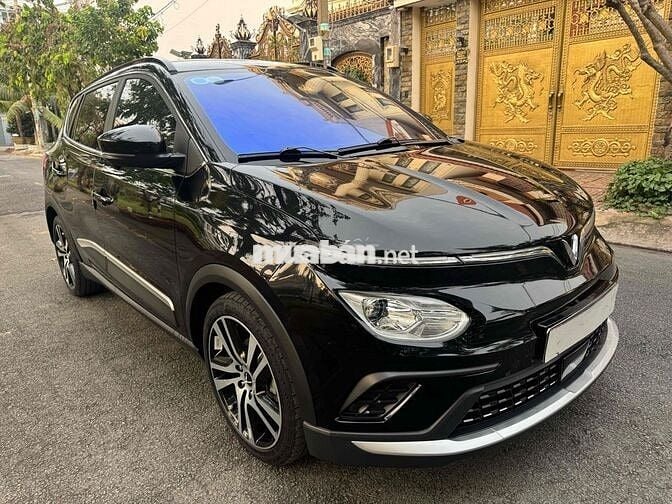 VFe34, sơn zin 100%, 1 chủ, còn RẤT MỚI, THUÊ PIN