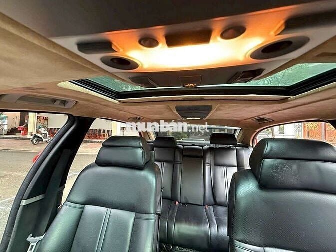 BMW 745Li màu Đỏ