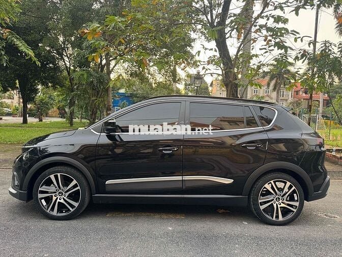 VFe34, sơn zin 100%, 1 chủ, còn RẤT MỚI, THUÊ PIN