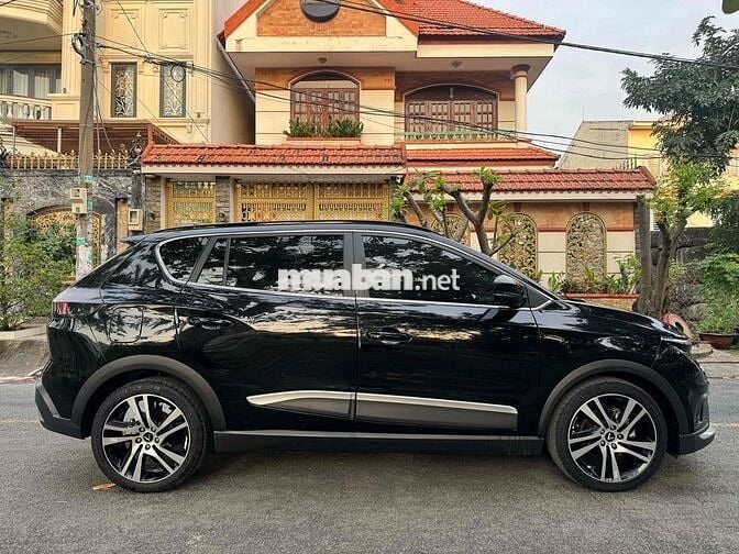 VFe34, sơn zin 100%, 1 chủ, còn RẤT MỚI, THUÊ PIN