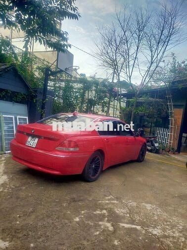 BMW 745Li màu Đỏ
