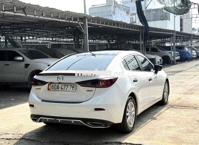 Mazda 3 1.5AT Sedan 2018 - 85000km