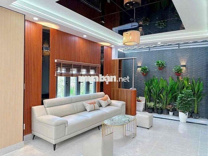 nhà 5x10m 4 tầng 4pn 5wc hẻm xe tải, gần trường học Kim Đồng