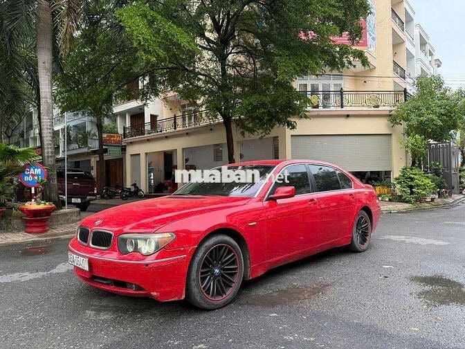 BMW 745Li màu Đỏ