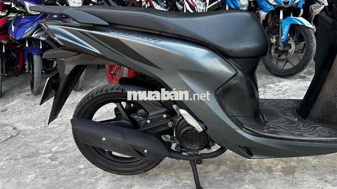 Vision 2022 xanh xám ( hỗ trợ góp )