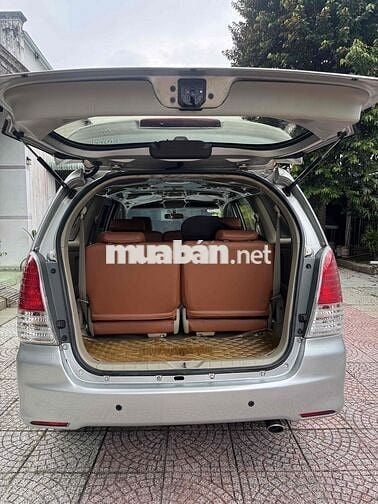 Toyota Innova G 2011 Bạc 153000 km