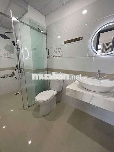 AH CHO THUÊ CĂN HỘ VIEW BIỂN NỘI THẤT XỊN TẦNG CAO CHUNG CƯ NAPOLEON