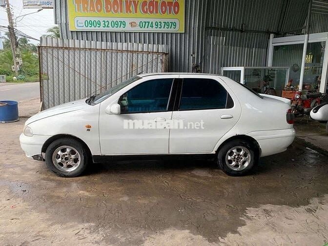 Fiat 2000 Số sàn 1.3L Trắng
