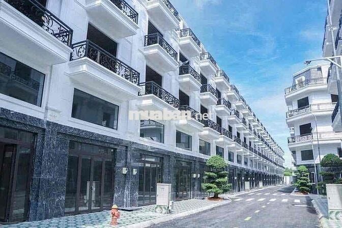 Nhà Mới Xây Full Nội Thất DT250m2 1Trệt 1Lửng 3Lầu 5Pn 5Wc Hẻm Nhựa 8M