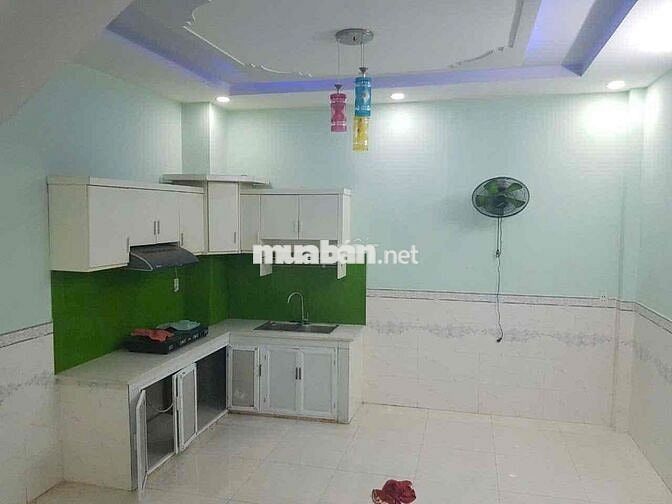 cho thuê nhà Thạnh xuân 33 dt 5x20 mặt tiền kinh doanh