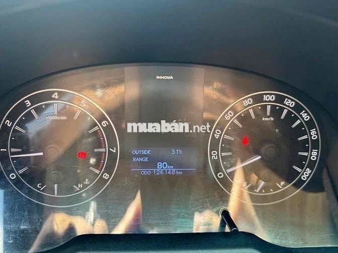 Toyota Innova 2017 2.0E - 120000 km