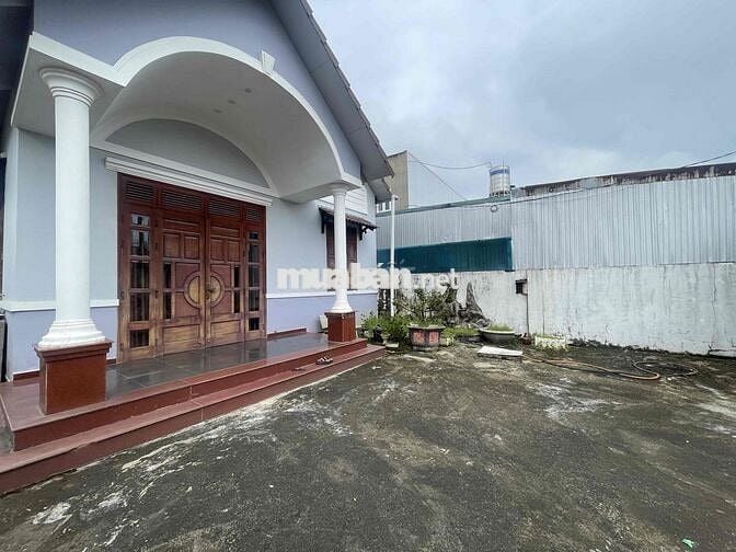 Nhà Bảo Lộc - Phường Lộc Sơn - 220m2 (10mx22m) ẵn 100m thổ cư hẻm oto