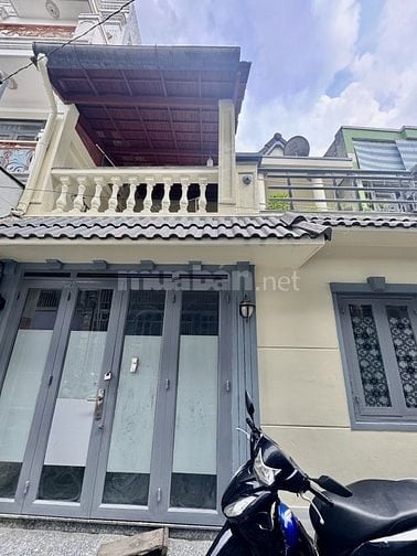  Như biệt thự - Nhỉnh 5 tỷ - 2 tầng 4pn - gấp bán.