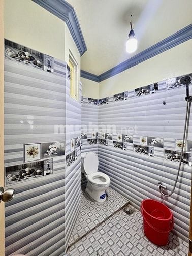  Như biệt thự - Nhỉnh 5 tỷ - 2 tầng 4pn - gấp bán.