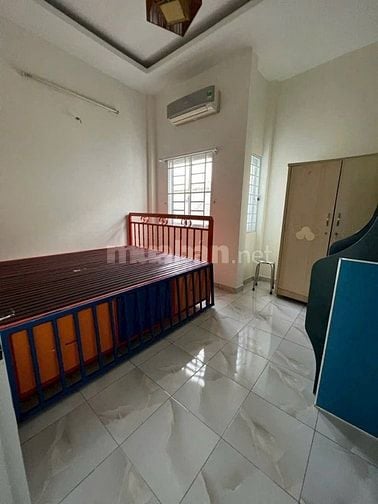 Cho thuê nhà nguyên căn liền kề khu dân cư Làng Đại Học - Phước Kiển