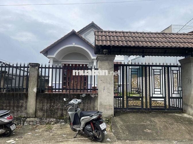 Nhà Bảo Lộc - Phường Lộc Sơn - 220m2 (10mx22m) ẵn 100m thổ cư hẻm oto