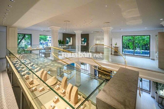 Mặt Tiền Phan Kế Bính  Đa Kao Quận 1.