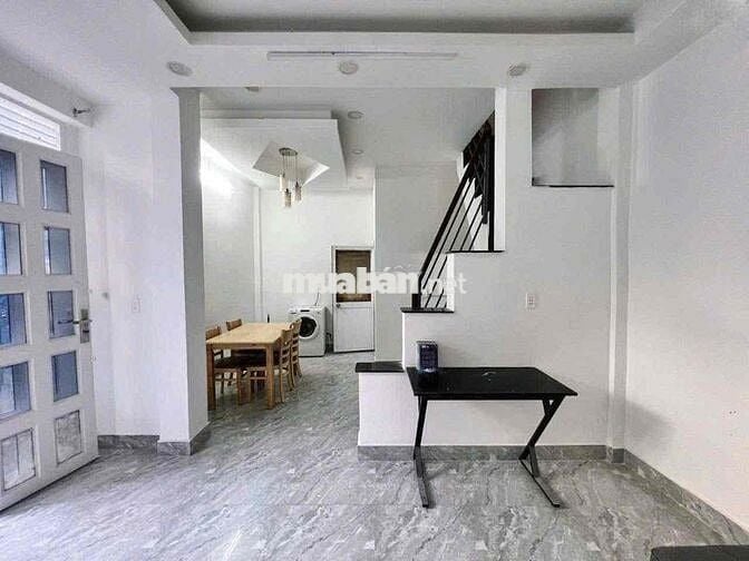 cho thuê nhà nguyên căn.6x6m. HỒ BIỂU CHÁNH P11, Bình Thạnh