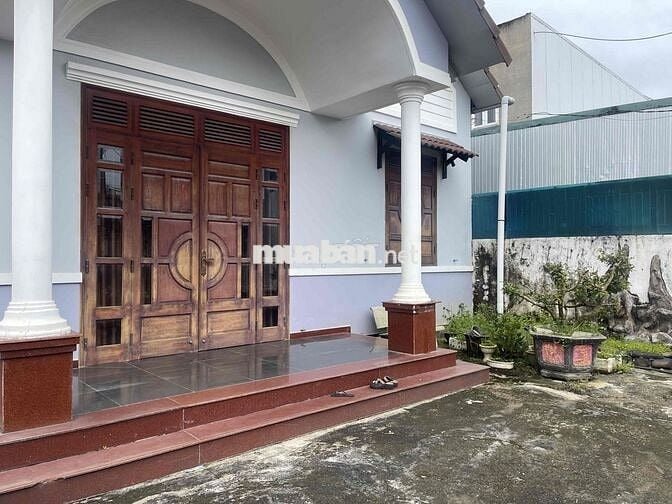 Nhà Bảo Lộc - Phường Lộc Sơn - 220m2 (10mx22m) ẵn 100m thổ cư hẻm oto