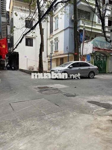 HÀNG HIẾM LẠC LONG QUÂN – PHÂN LÔ – Ô CHỜ THANG MÁY