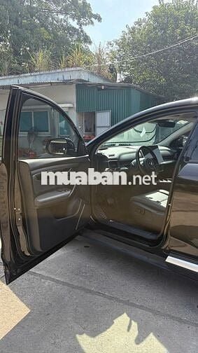 VinFast VF8 Eco 2023 Đen