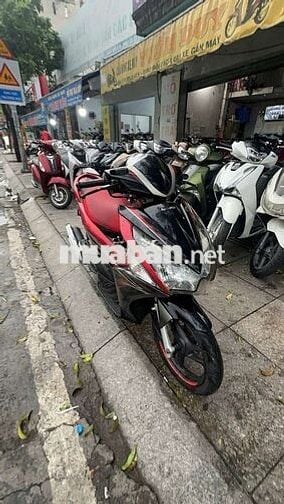 Honda air blade FI 2012 mới 90% Bstp chính chủ