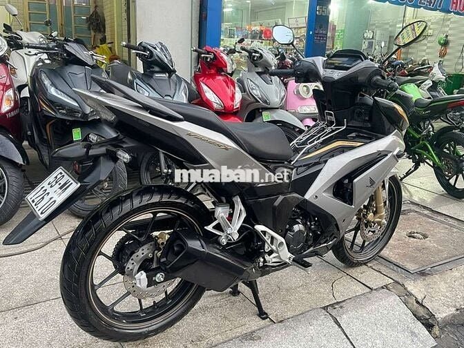 Honda winner v4 ABS 2025 mới 99% Bstp chính chủ