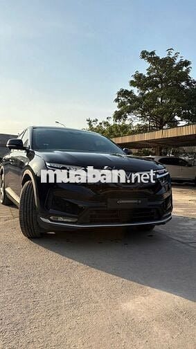 VinFast VF8 Eco 2023 Đen