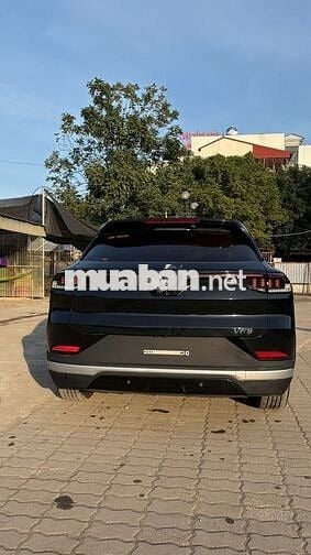 VinFast VF8 Eco 2023 Đen