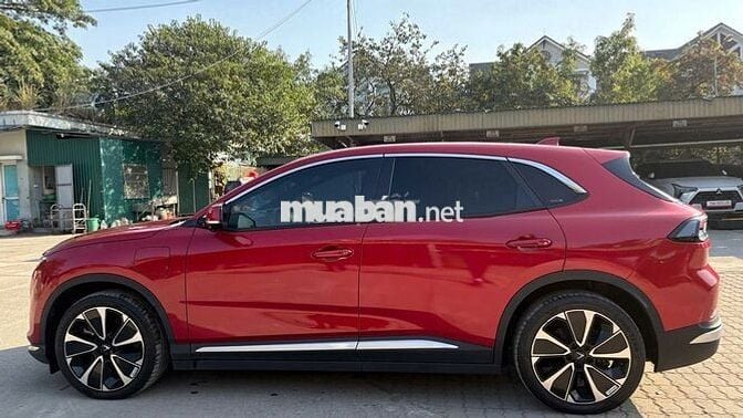 VinFast VF8 Plus Đỏ 2023