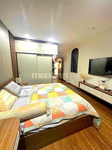 NHỈNH 7 TỶ - HIẾM CÓ! Ô TÔ ĐỖ SÁT NHÀ – 5 TẦNG MỚI 100%, ĐẸP MÊ LY