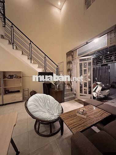 Nhà riêng cho thuê, 2 Tầng, Hẻm xe hơi, 80m2 phường Phú Mỹ, Q7