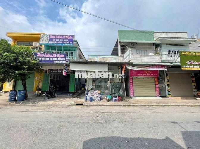 Nhà trọ 1 trệt 1 lầu kdc kế bên chợ Xóm Vắng và kcn Sóng Thần Dĩ An