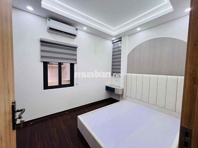 BÁN NHÀ PHỐ VĨNH PHÚC 5 TẦNG -50m2 TẶNG FULL NỘI THẤT CHỈ HƠN 10 TỶ